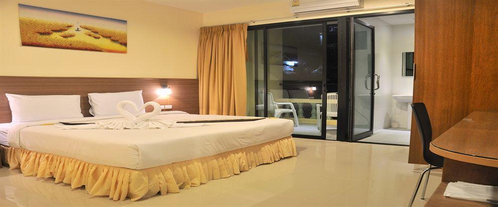 The Wave Hotel Patong Sha Phuket Екстериор снимка
