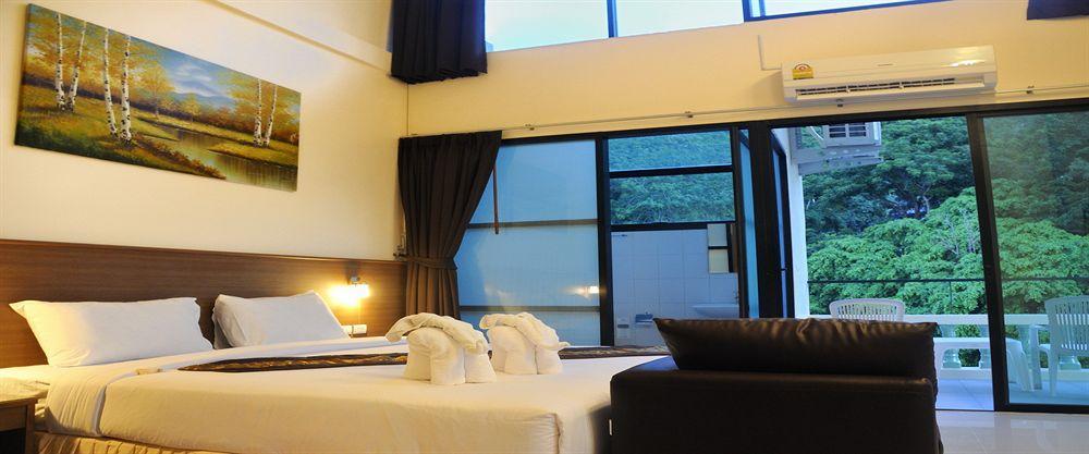 The Wave Hotel Patong Sha Phuket Екстериор снимка