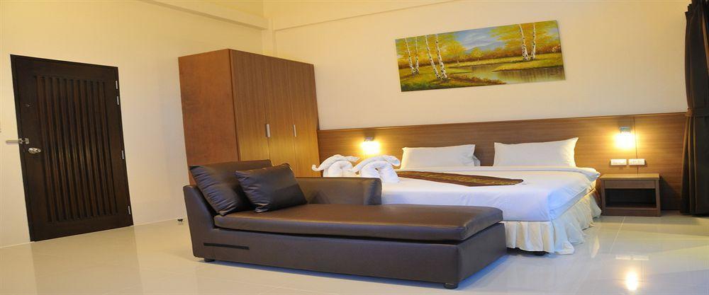 The Wave Hotel Patong Sha Phuket Екстериор снимка