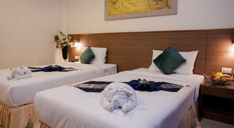 The Wave Hotel Patong Sha Phuket Екстериор снимка