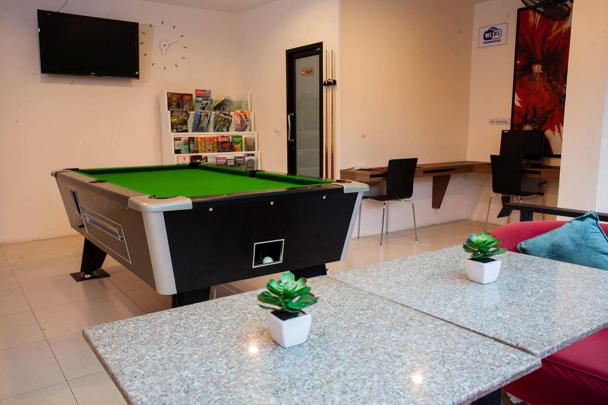 The Wave Hotel Patong Sha Phuket Екстериор снимка